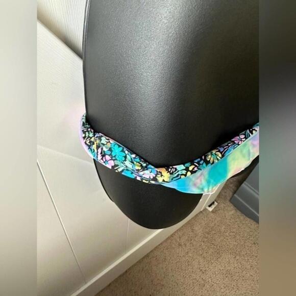 Raisins Porta Del Sol On / Off-the-Shoulder Swim Top &  Bottom - Small NWT - Picture 5 of 6